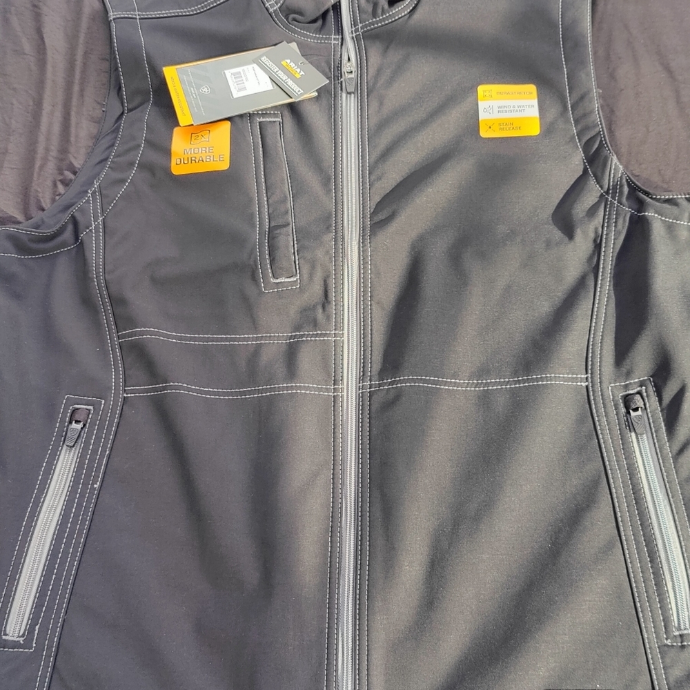 Ariat vest
